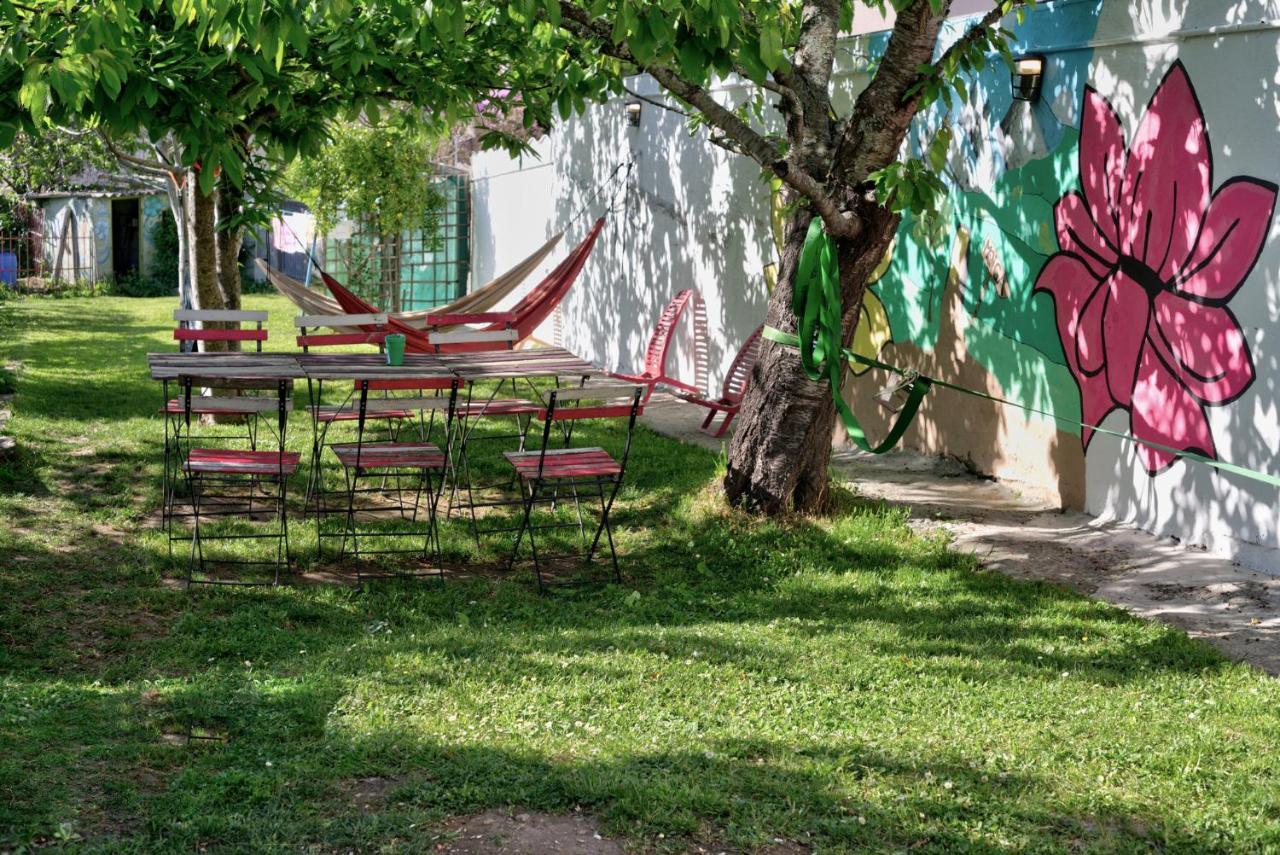 Meiga Backpackers Hostel Santiago de Compostela Ngoại thất bức ảnh