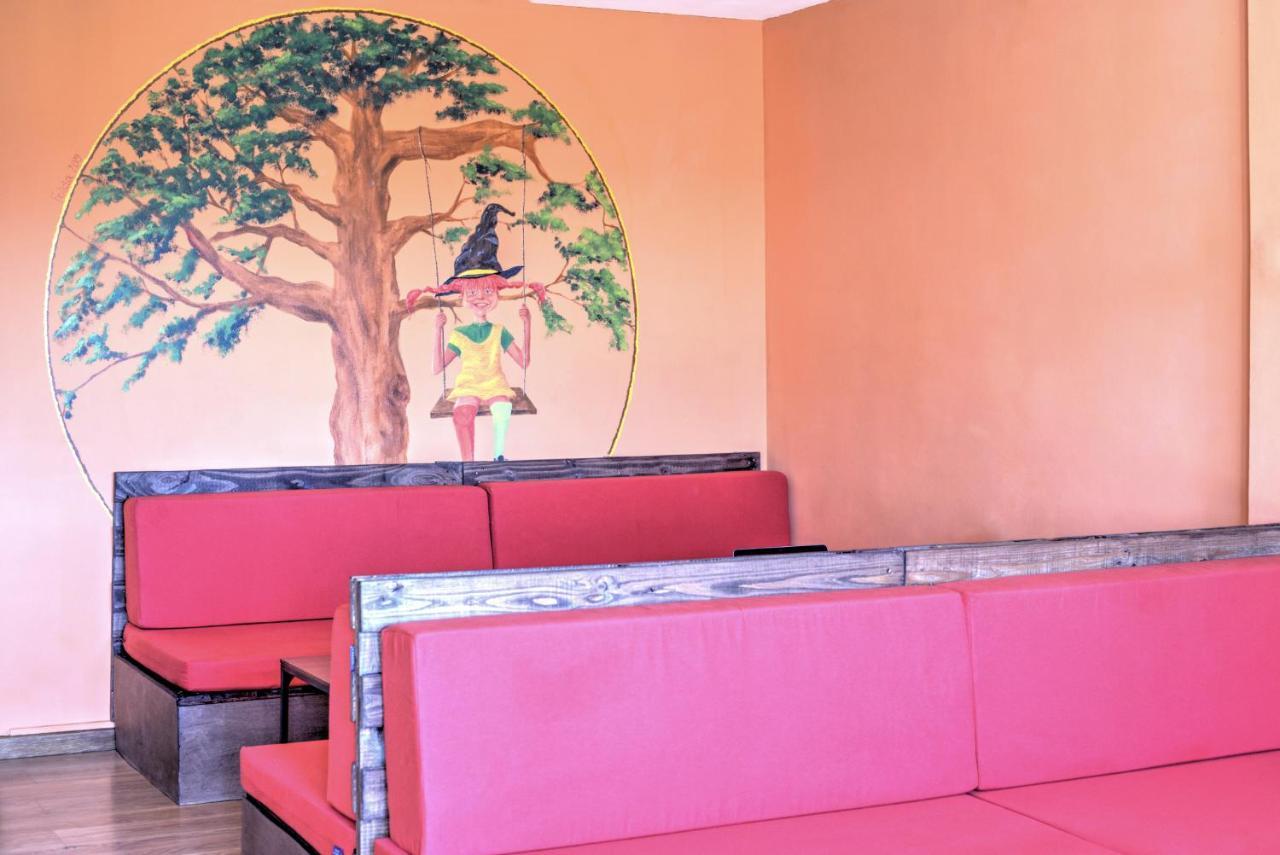 Meiga Backpackers Hostel Santiago de Compostela Ngoại thất bức ảnh